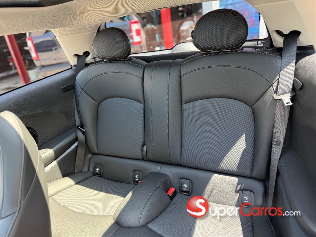 2019 Mini Cooper S — foto 9 / 11