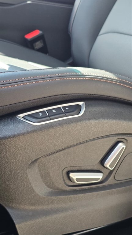 2026 Geely Okavango GF — foto 6 / 12