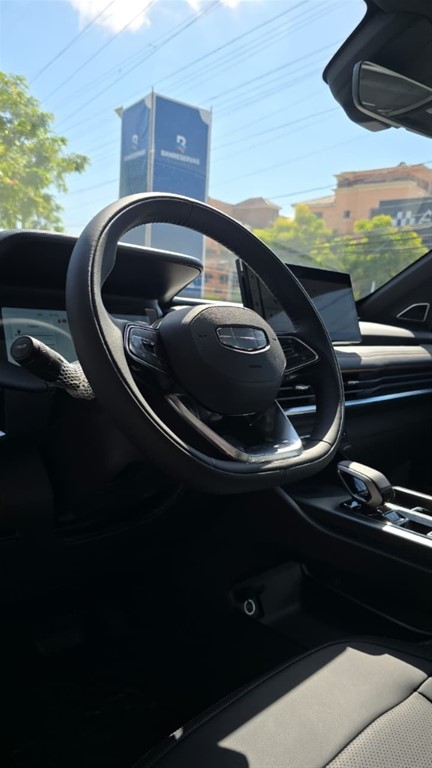 2026 Geely Okavango GF — foto 9 / 12