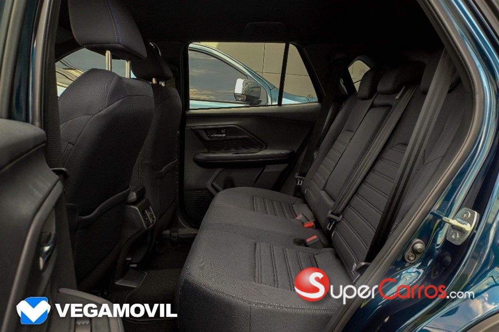 2026 Toyota Yaris Cross Full — foto 3 / 10