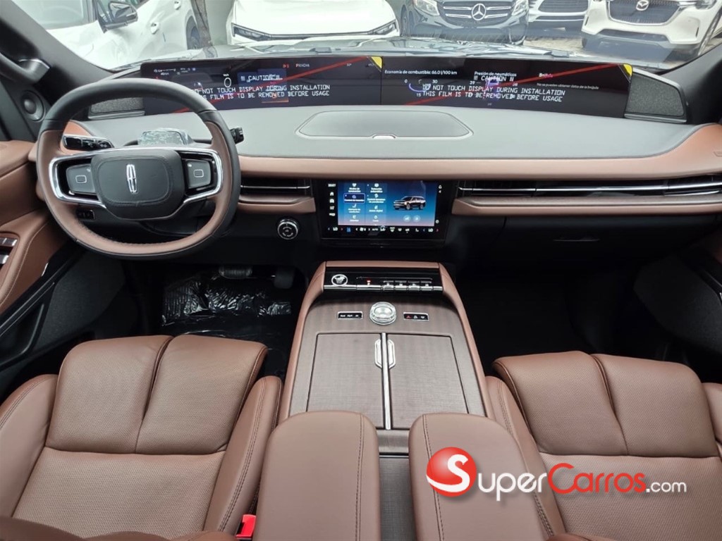 2026 Lincoln Navigator Reserve II — foto 7 / 12