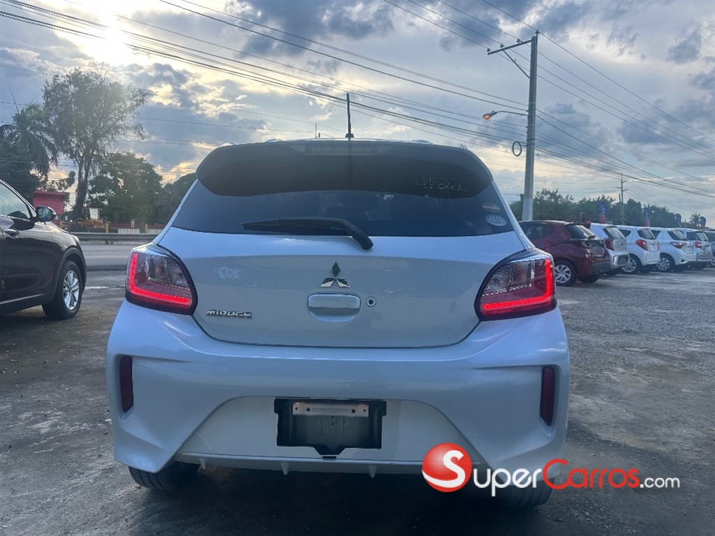 2020 Mitsubishi Motors Mirage — foto 5 / 10