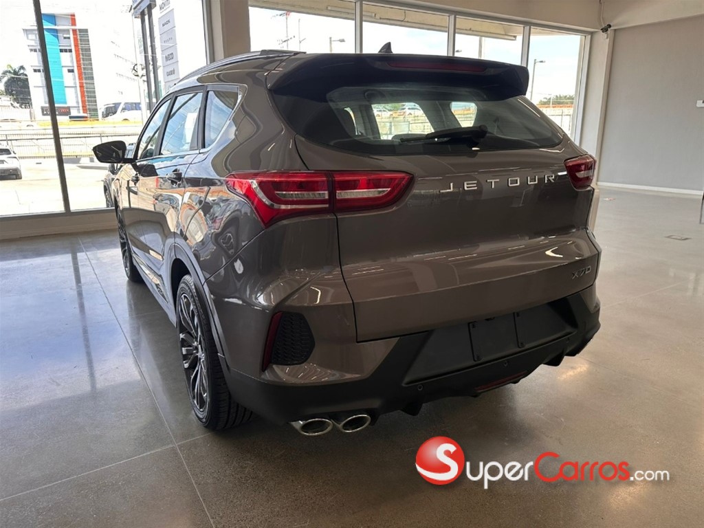 2027 Jetour X70 FL — foto 3 / 10