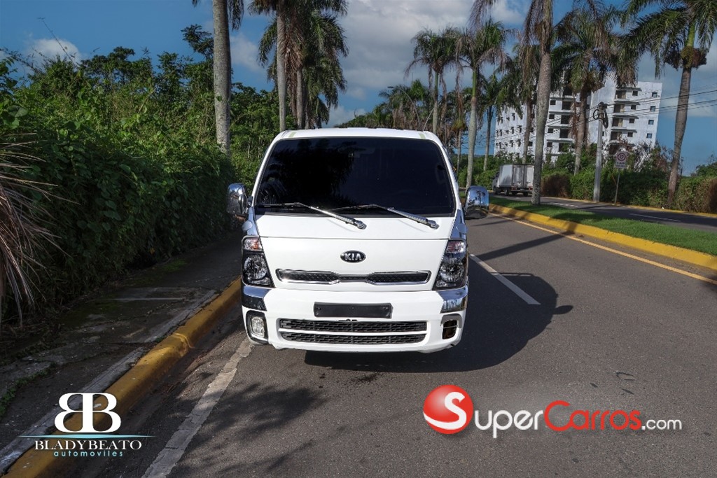 2018 Kia Bongo III — foto 2 / 9