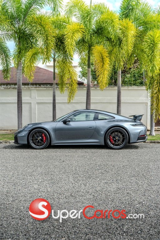 2025 Porsche 911 Carrera GTS — foto 7 / 11