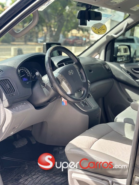 2021 Hyundai Grand Starex — foto 5 / 10