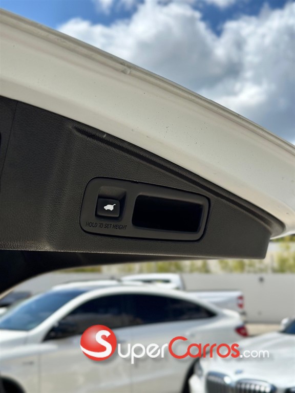 2021 Honda CR-V Touring — foto 10 / 12
