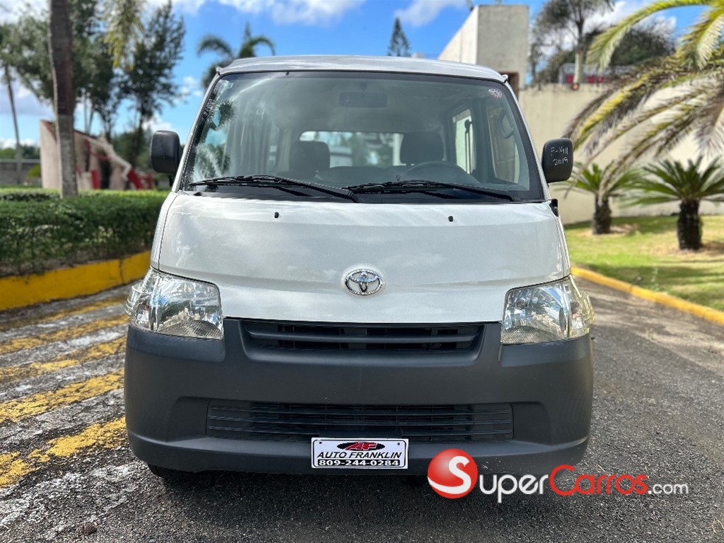 2019 Toyota Town-Ace