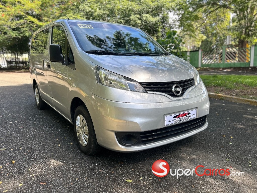 2020 Nissan NV 200 — foto 2 / 9