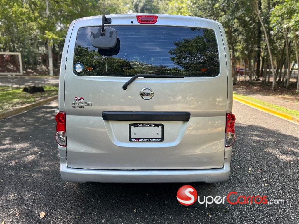 2020 Nissan NV 200 — foto 4 / 9