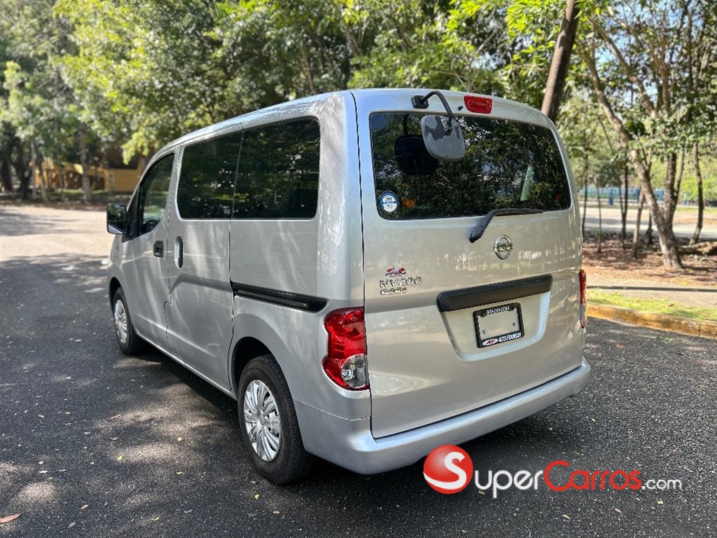 2020 Nissan NV 200 — foto 6 / 9