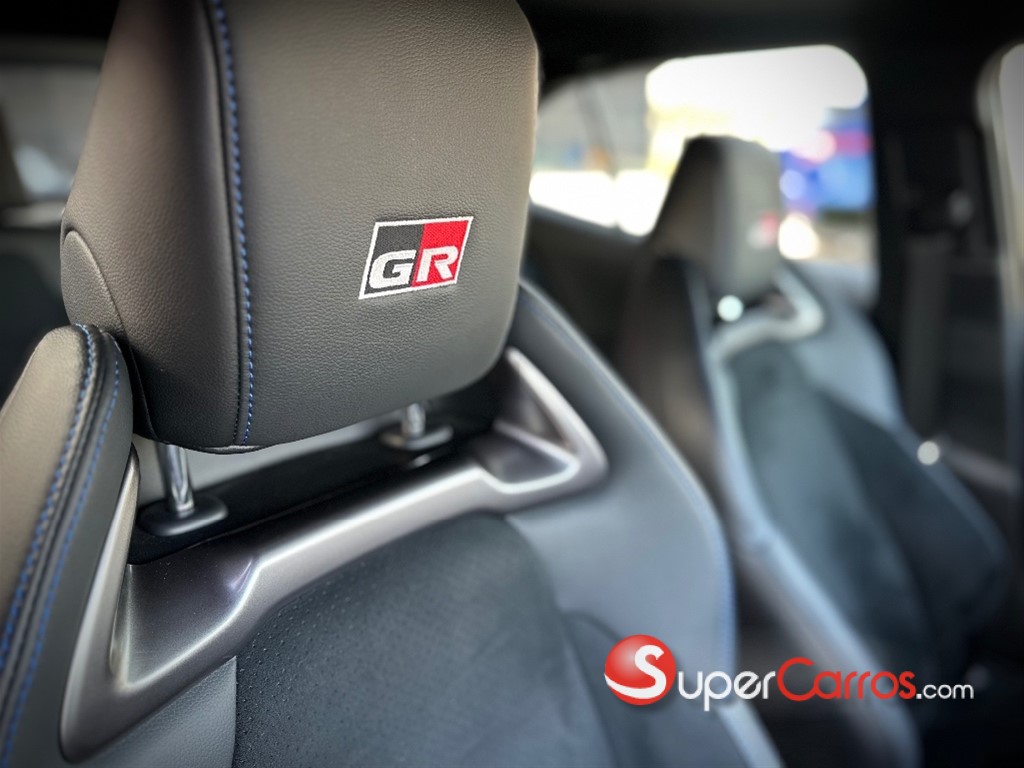2024 Toyota Corolla GR — foto 10 / 12