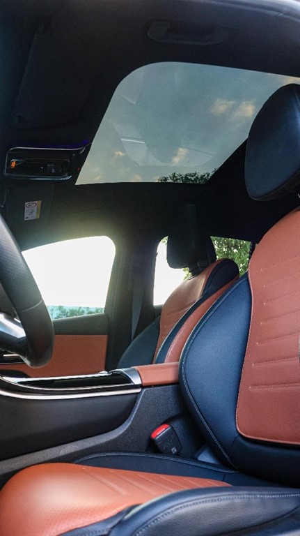 2024 Mercedes-Benz Clase GLC 300 4MATIC Coupe — foto 10 / 12