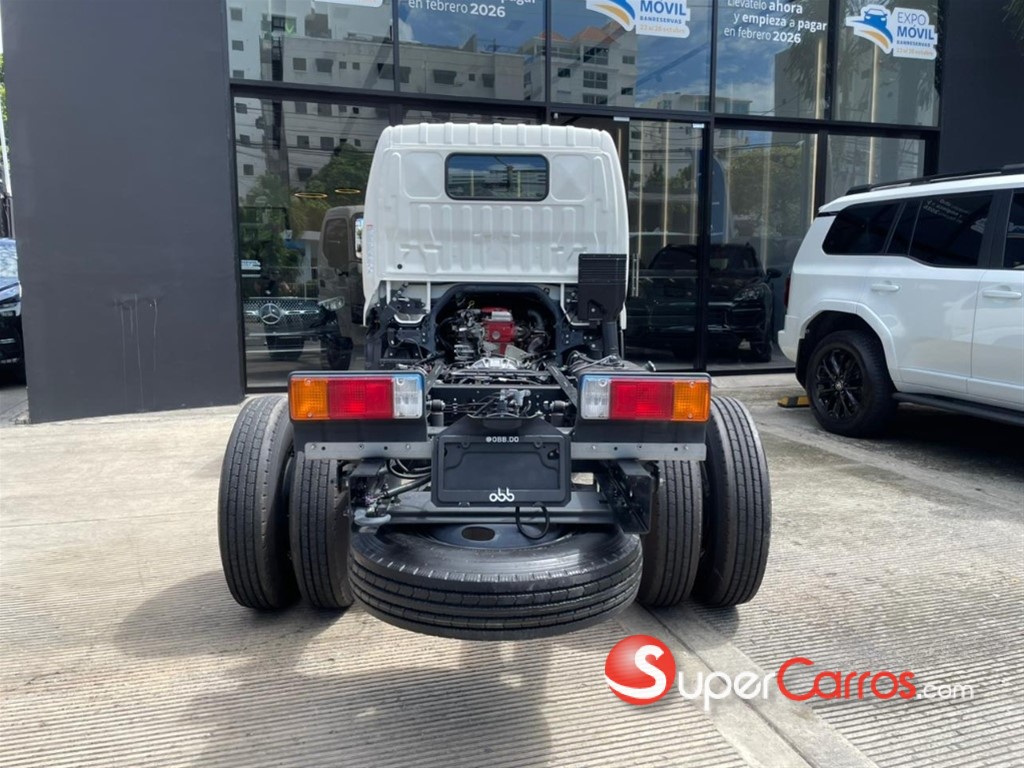 2025 Hino serie 300 XZU 600L — foto 7 / 9