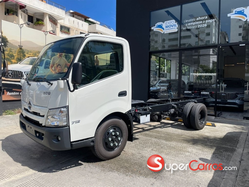 2025 Hino serie 300 XZU 710L