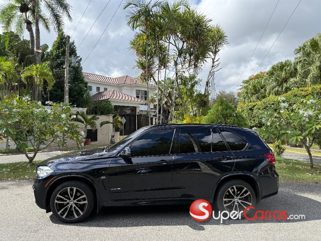2014 BMW X 5 XDRIVE 35i — foto 4 / 10