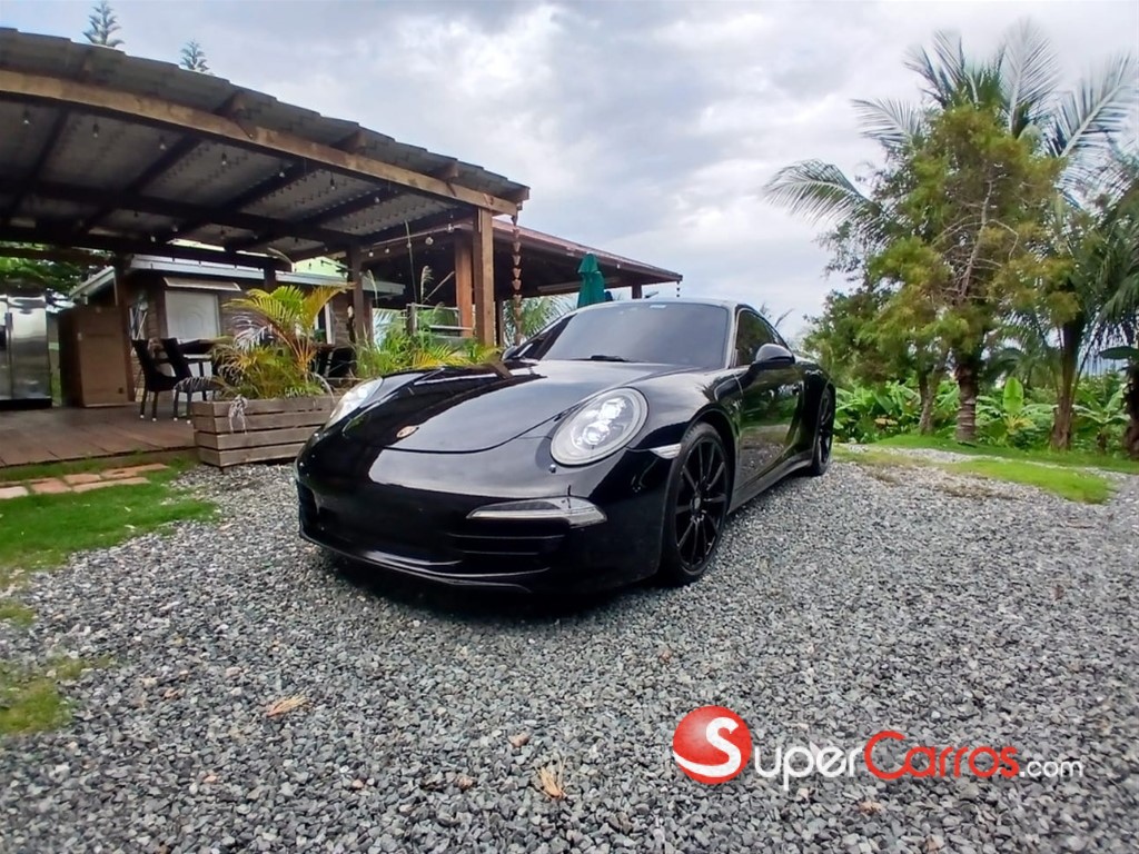 2014 Porsche 911 Carrera 4 S