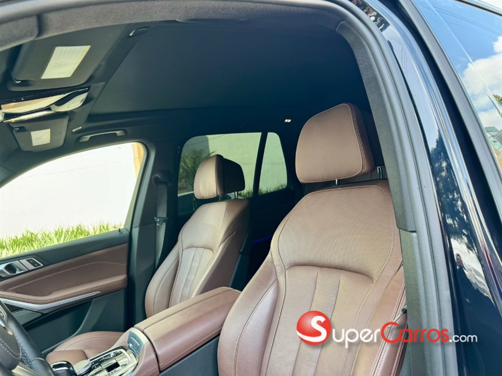 2020 BMW X 5 SDRIVE 40i — foto 7 / 11