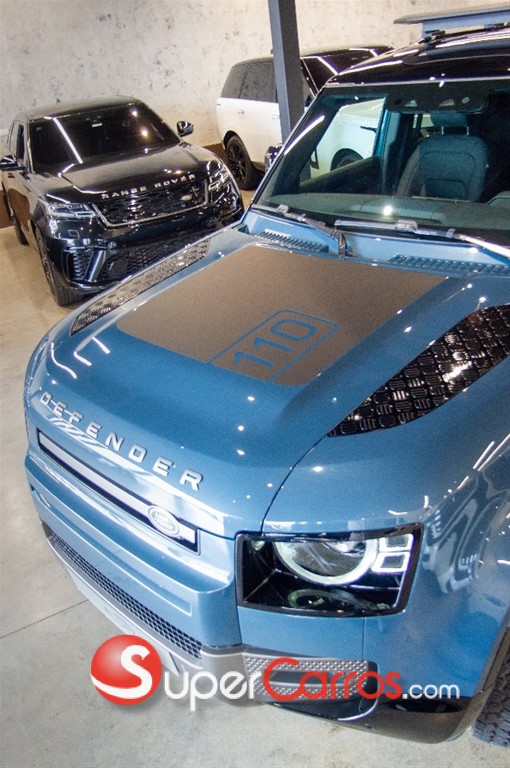2025 Land Rover Defender 110 — foto 7 / 11
