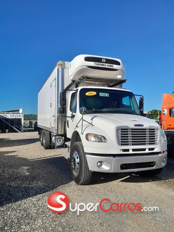 2015 Freightliner M2-106