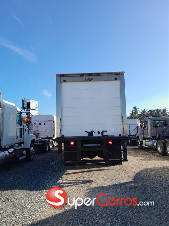 2015 Freightliner M2-106 — foto 3 / 12