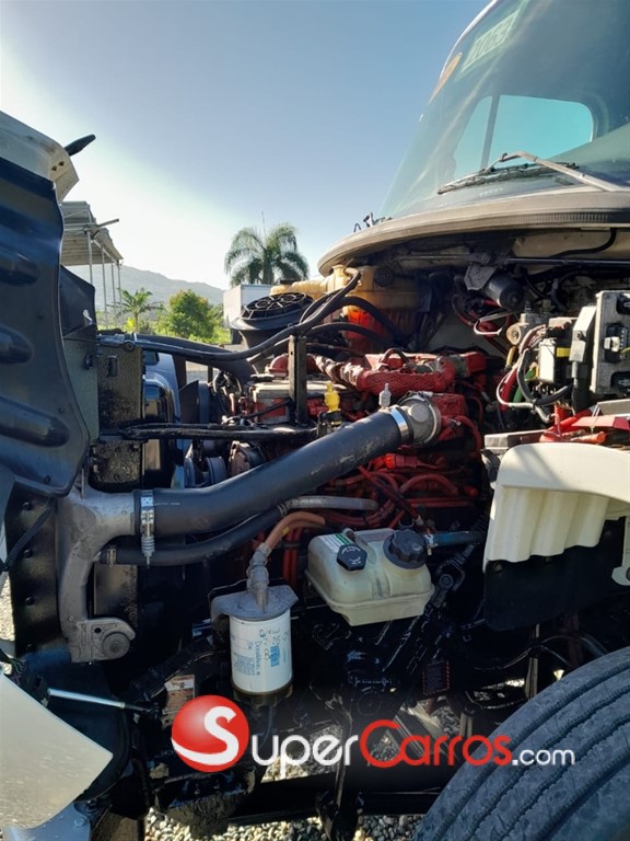 2015 Freightliner M2-106 — foto 9 / 12