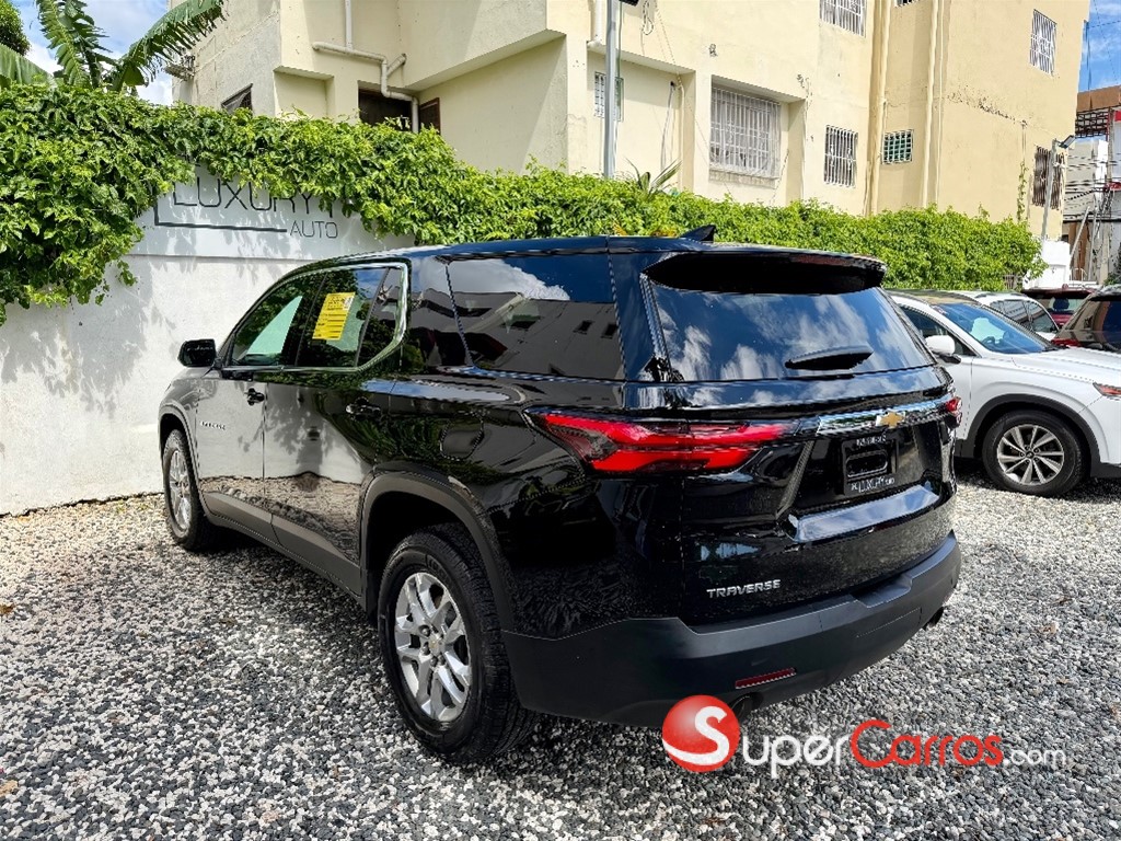 2022 Chevrolet Traverse LT — foto 4 / 9