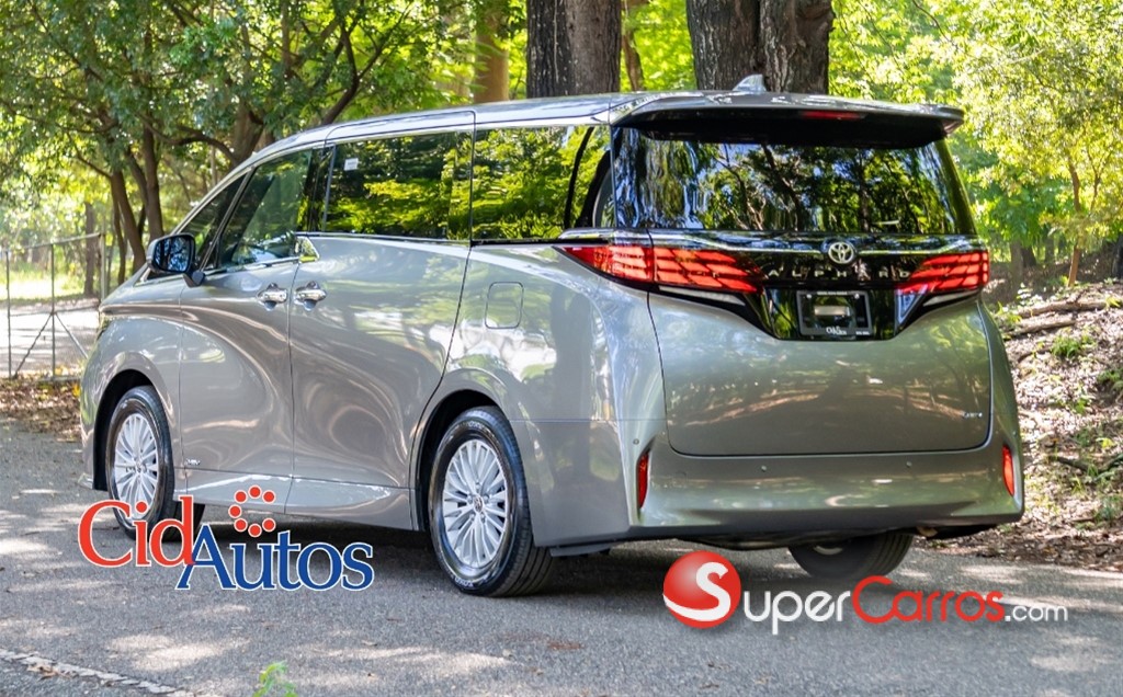2026 Toyota Alphard Limited Hybrid — foto 4 / 12