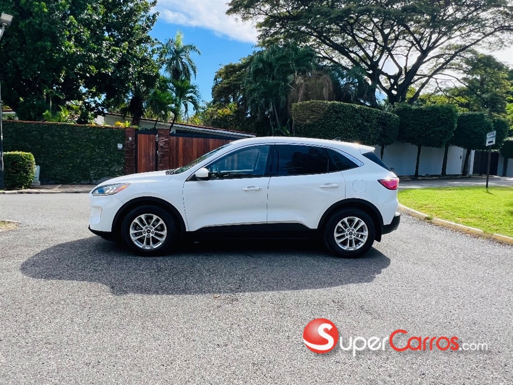 2020 Ford Escape Ecoboost — foto 2 / 12