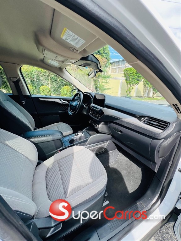 2020 Ford Escape Ecoboost — foto 6 / 12