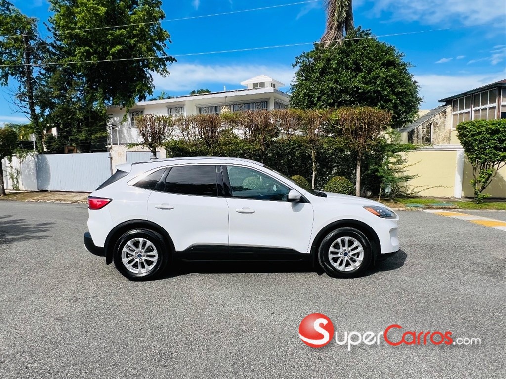 2020 Ford Escape Ecoboost — foto 8 / 12
