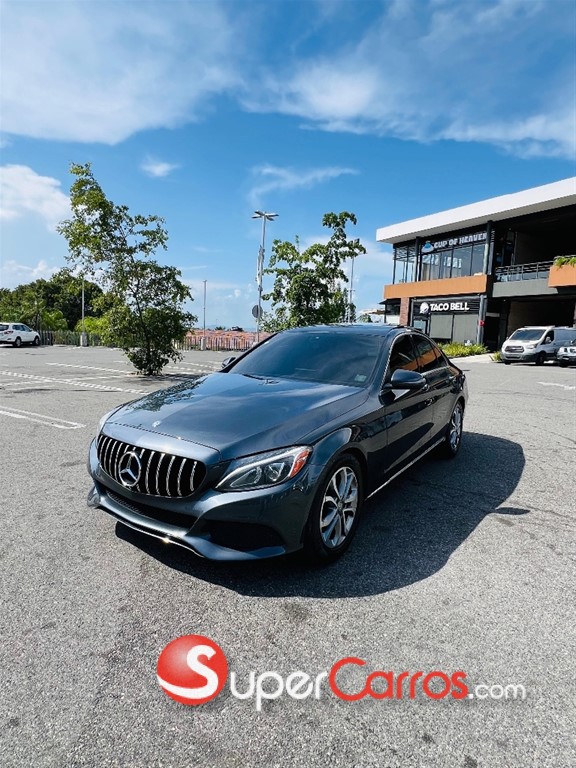 2016 Mercedes-Benz Clase C 300 4 Matic — foto 5 / 12