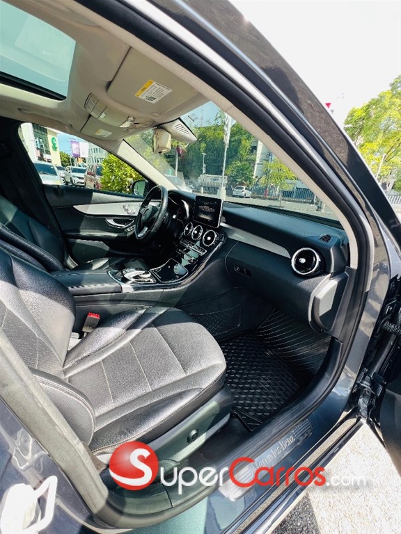 2016 Mercedes-Benz Clase C 300 4 Matic — foto 7 / 12