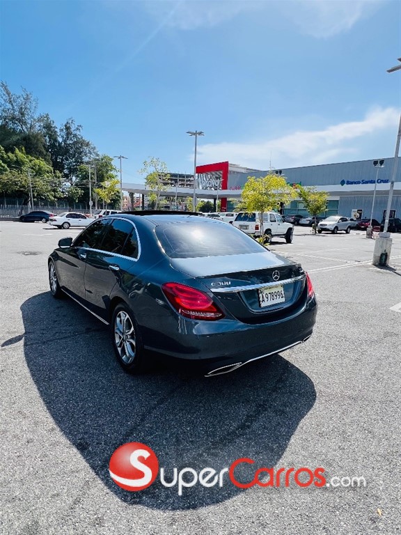 2016 Mercedes-Benz Clase C 300 4 Matic — foto 8 / 12