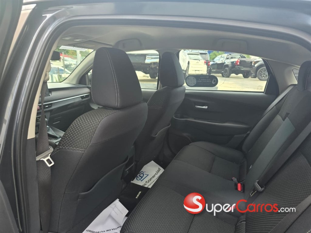 2024 Toyota Yaris — foto 6 / 10