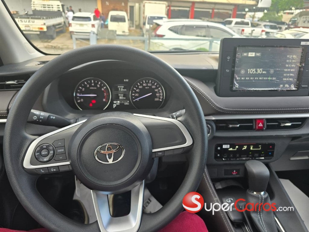 2024 Toyota Yaris — foto 10 / 10