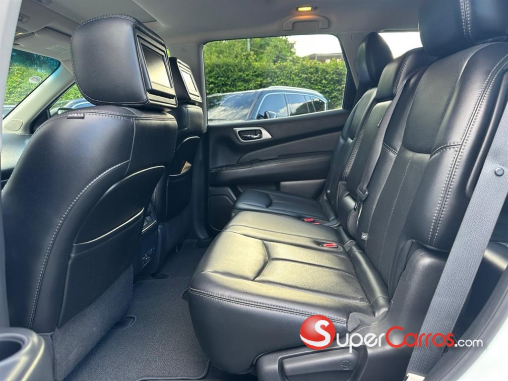 2015 Nissan Pathfinder — foto 4 / 8