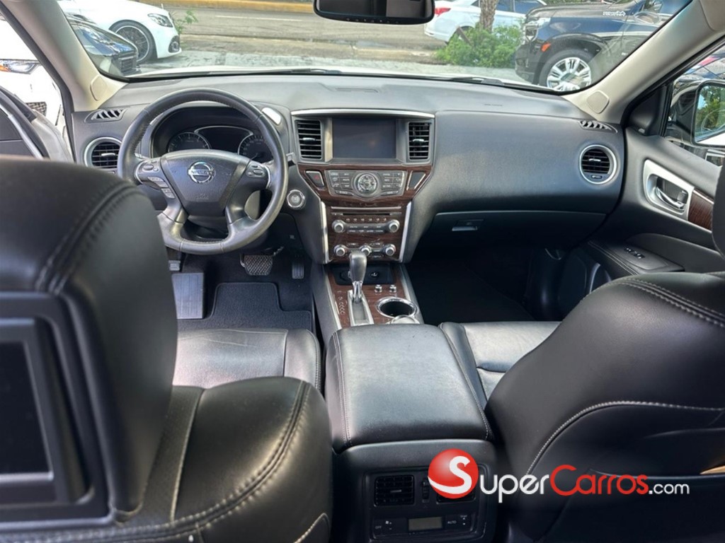 2015 Nissan Pathfinder — foto 7 / 8