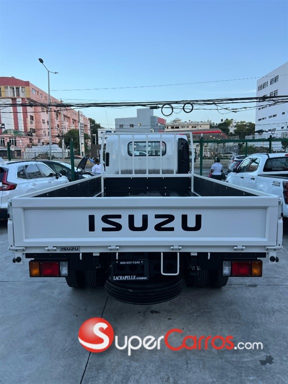 2027 Isuzu NPS 14 Pies — foto 4 / 12