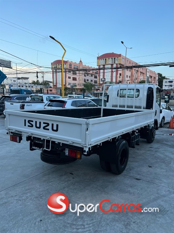 2027 Isuzu NPS 14 Pies — foto 5 / 12