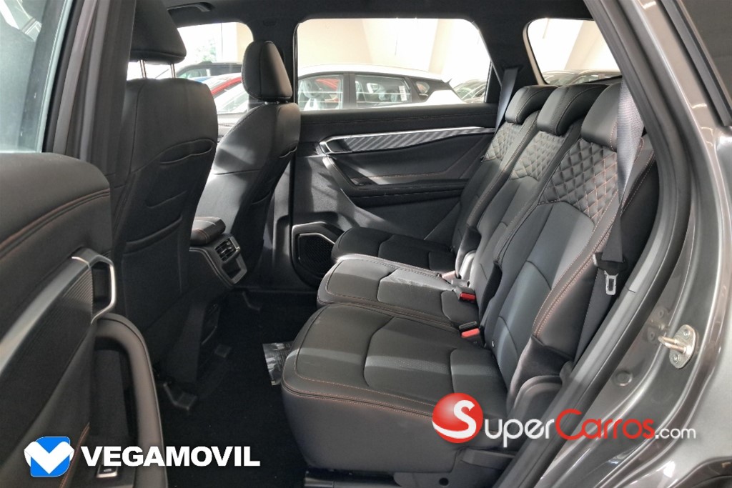2026 Geely Okavango GF — foto 6 / 12