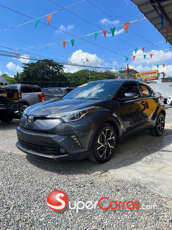 2019 Toyota C-HR XLE