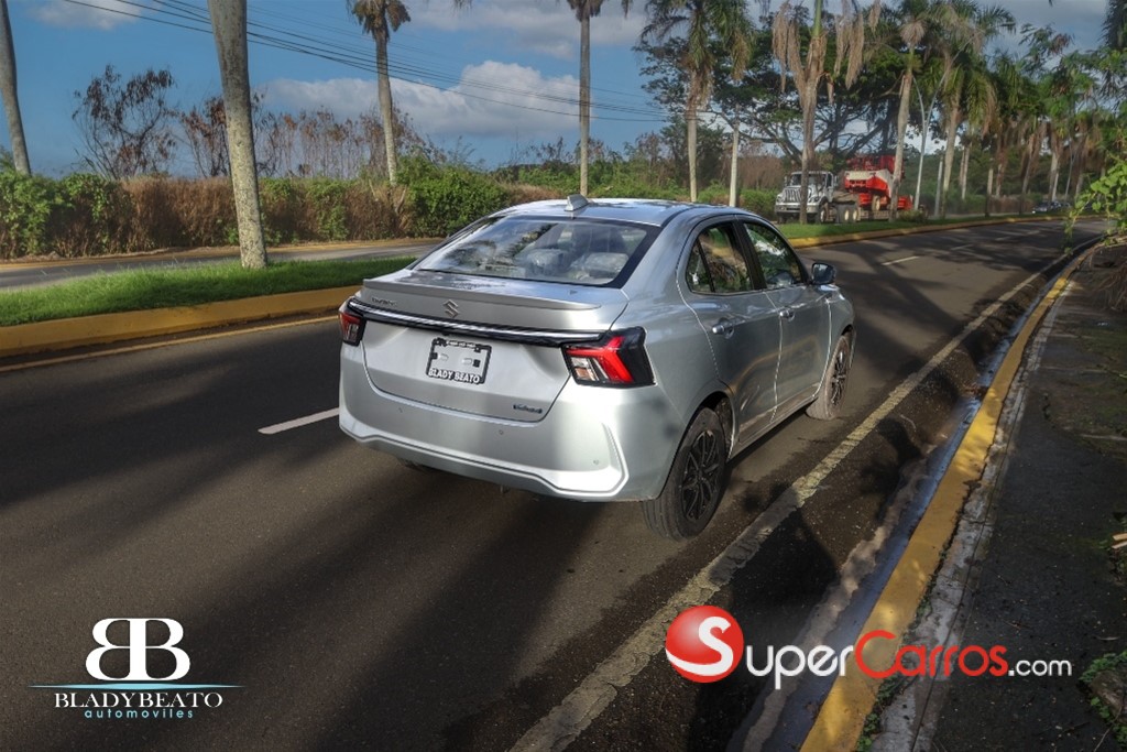 2026 Suzuki Dzire GLX — foto 7 / 10