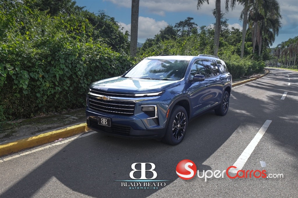 2025 Chevrolet Traverse LT