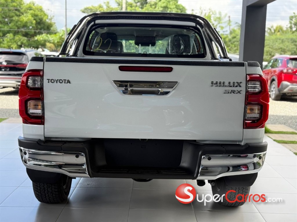 2026 Toyota Hilux SRX — foto 3 / 7