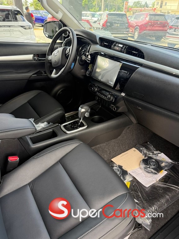 2026 Toyota Hilux SRX — foto 7 / 7