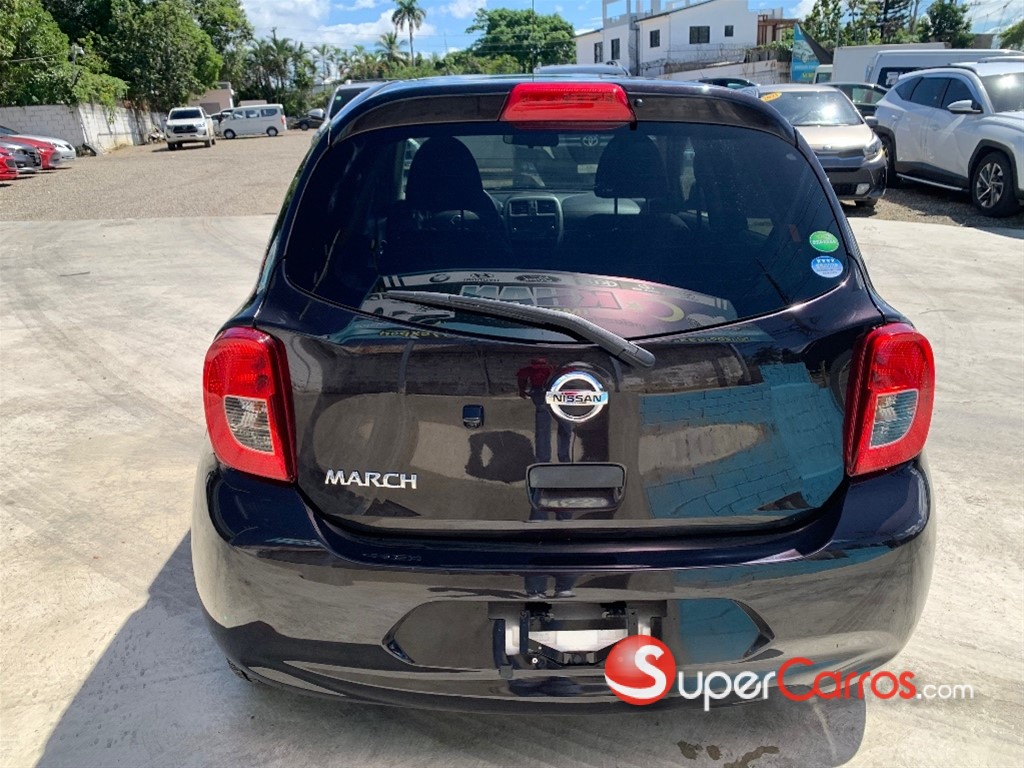 2019 Nissan March — foto 4 / 9