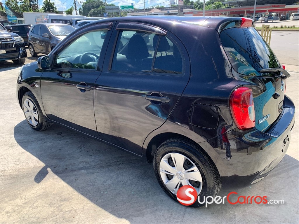 2019 Nissan March — foto 5 / 9