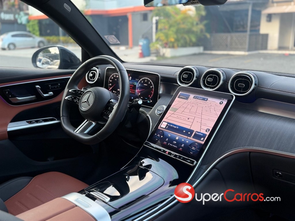 2024 Mercedes-Benz Clase GLC 300 AMG — foto 8 / 12