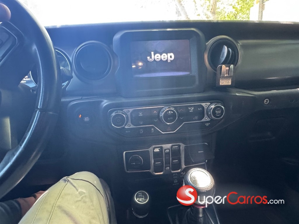 2019 Jeep Wrangler Unlimited — foto 2 / 9